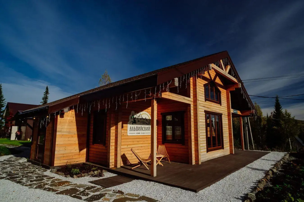 Alpiyskiy in Sheregesh, Russia