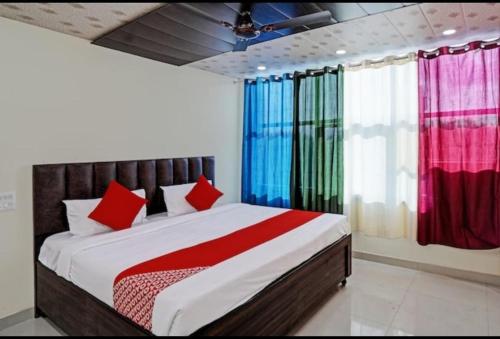 Ever green hotel in Ghaziabad, India