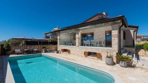 Villa Hardy by Villas Holiday — 4-Star Luxury Hotel in Porec, Croatia