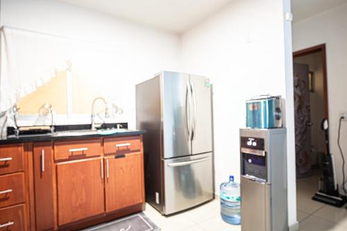 Modern Home with Parking 3ACs 1King & 3Queen Beds Netflix PayPerView — Tepic — photo 4