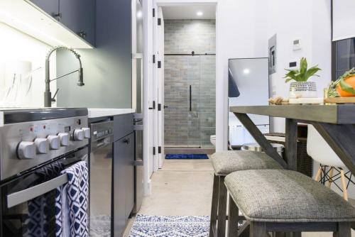 3 2 NEW Prime E Village Private outdoor - photo 17