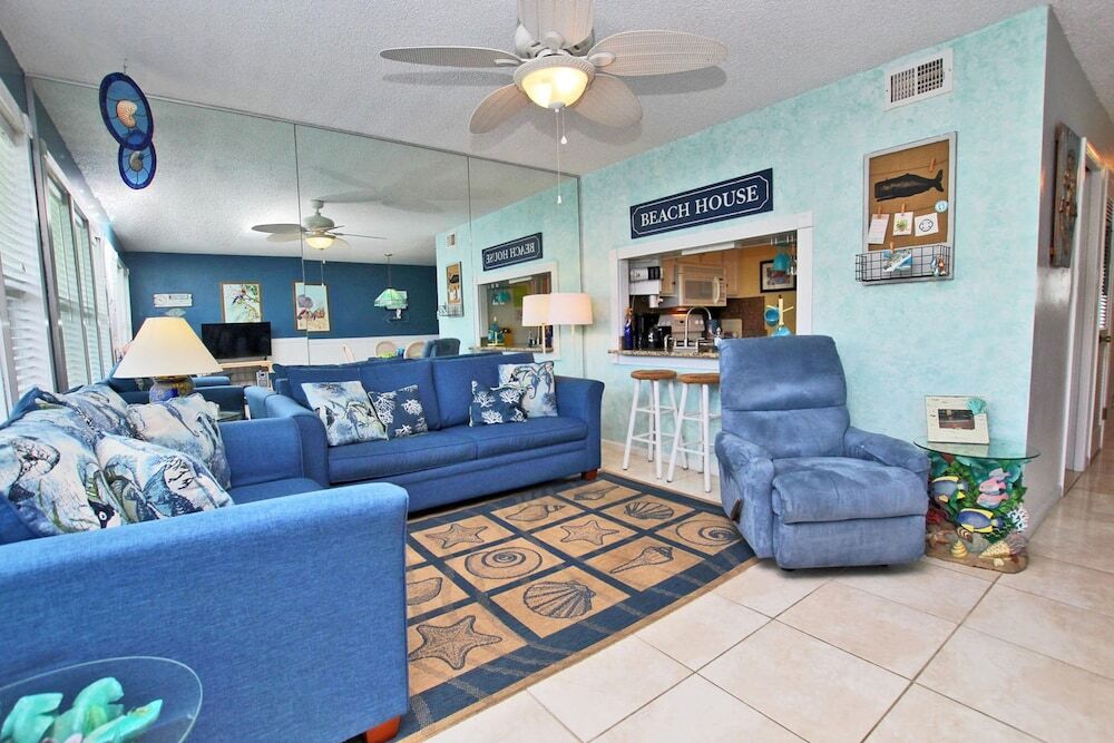 Sea Breeze by Youngs Suncoast - photo 2