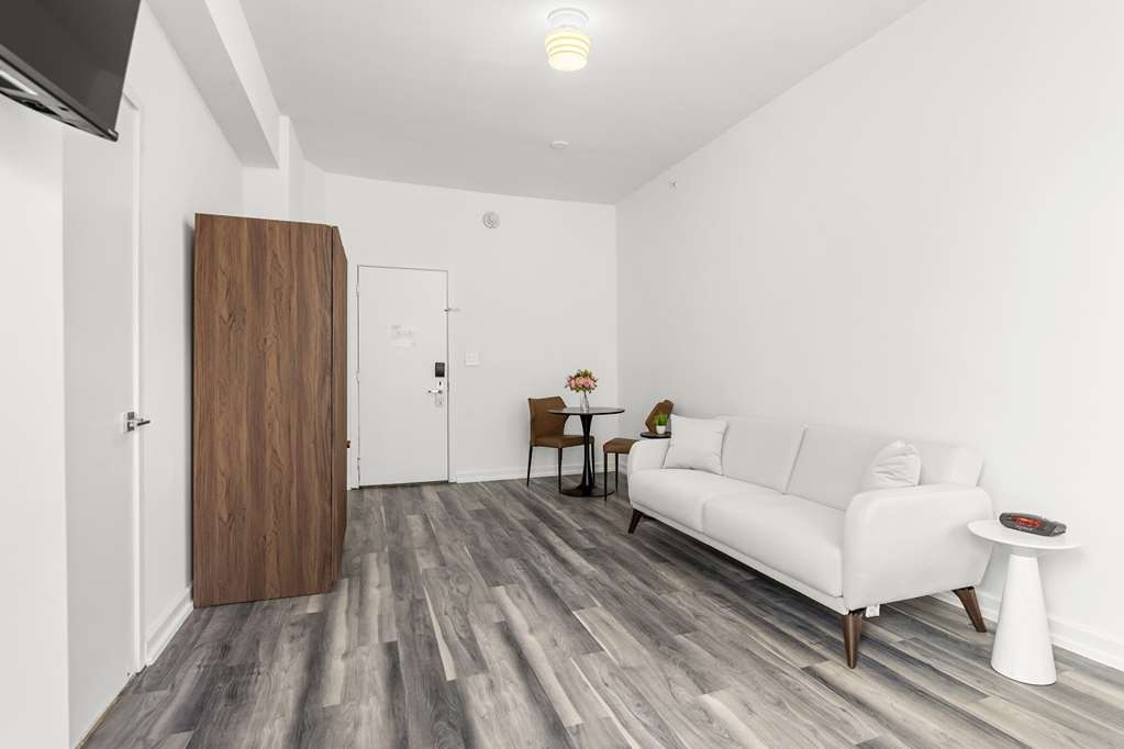 Global Luxury Suites at The Apex Miami - photo 74