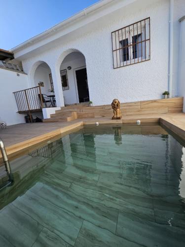 Alojamiento El Leon — hotel in Padul