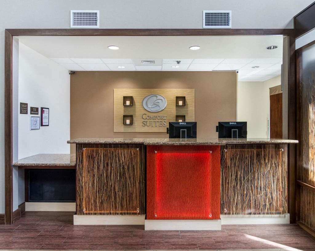 Comfort Suites Odessa near University - photo 9