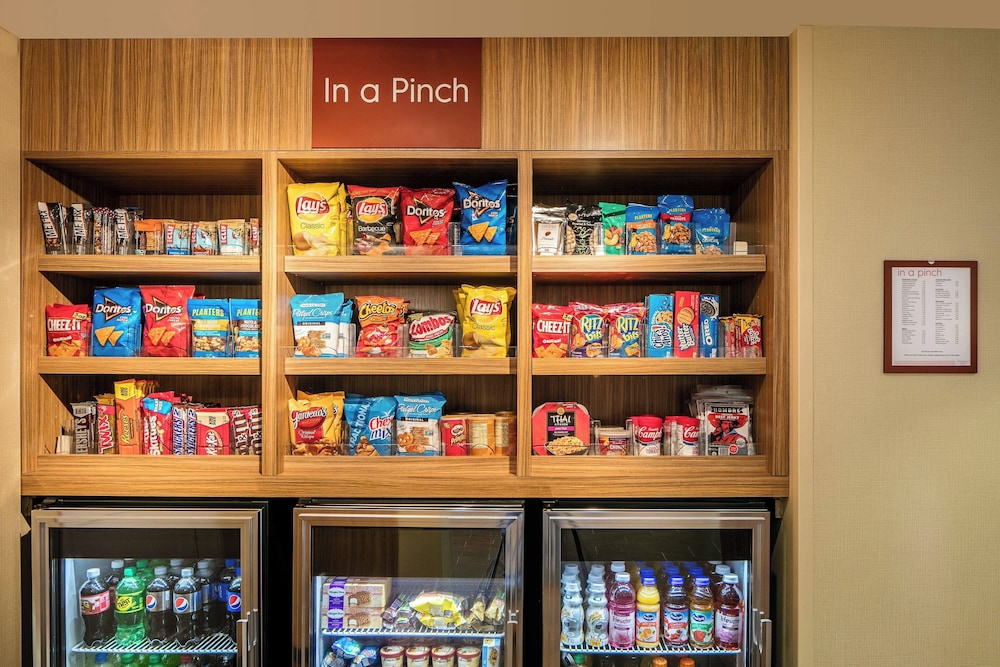 Towneplace Suites Kansas City Airport - photo 18