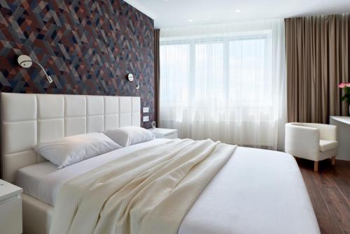 Full Autonomy Kyiv Center Beloruska St Power Internet Elevator Heat Hot Water 24 7 — 4-Star Luxury Hotel in Kyiv, Ukraine