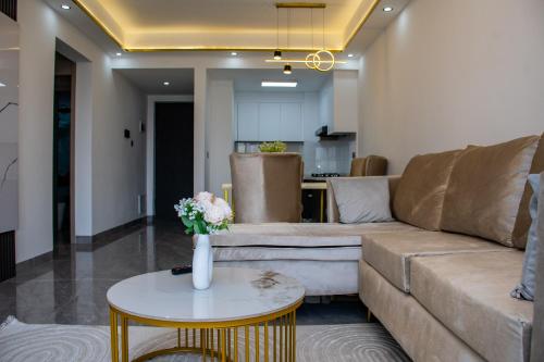 2 Bed Apartment with En Suite at Menelik Road