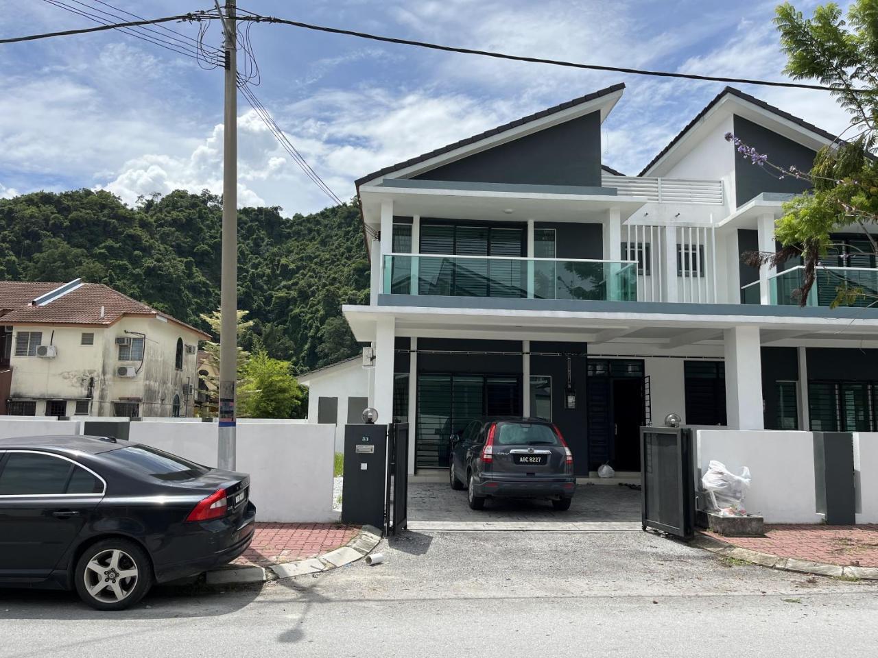 Low Season Promotion 4B12b Mountainville Bungalow — 4-Star Luxury Hotel in Ipoh, Malaysia