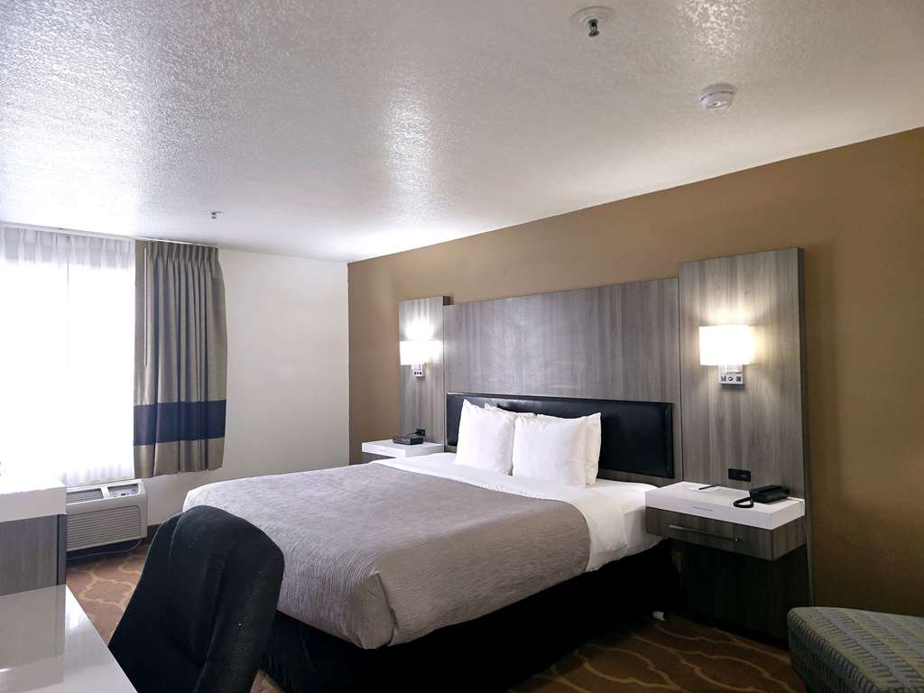 Quality Inn & Suites Longview Kelso - photo 11