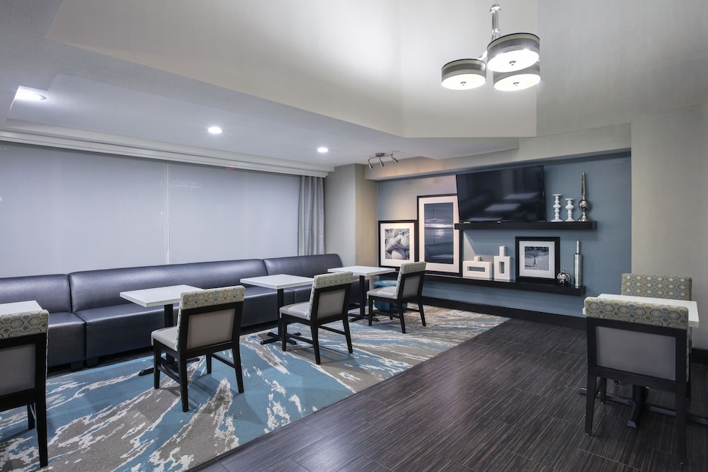 Hampton Inn & Suites Hermosa Beach - photo 53