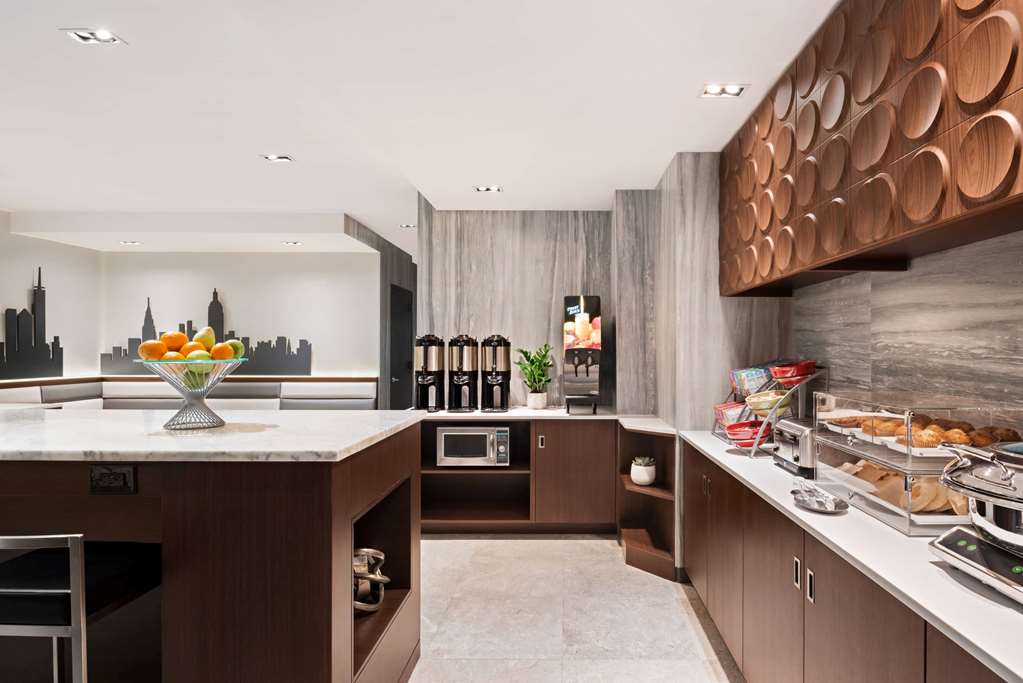 Wingate by Wyndham New York Midtown South 5th Ave - photo 25