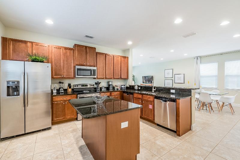 Encore Resort Vacation Homes & Waterpark - photo 25