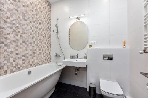 Art inspired Modern Flat near VAKE PARK with WIFI
