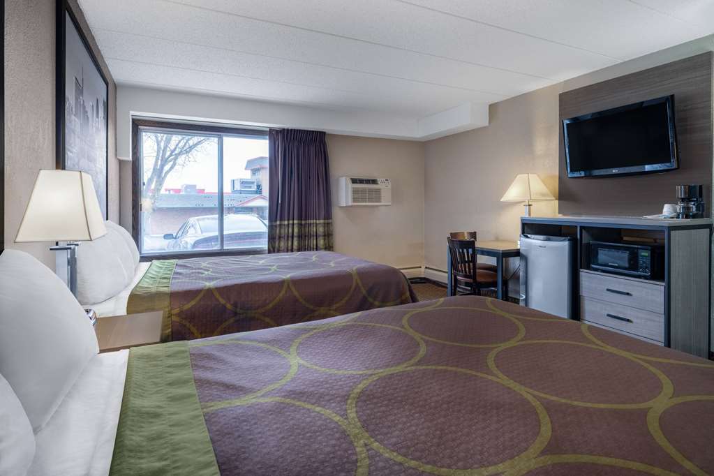 Super 8 by Wyndham Owatonna - photo 17