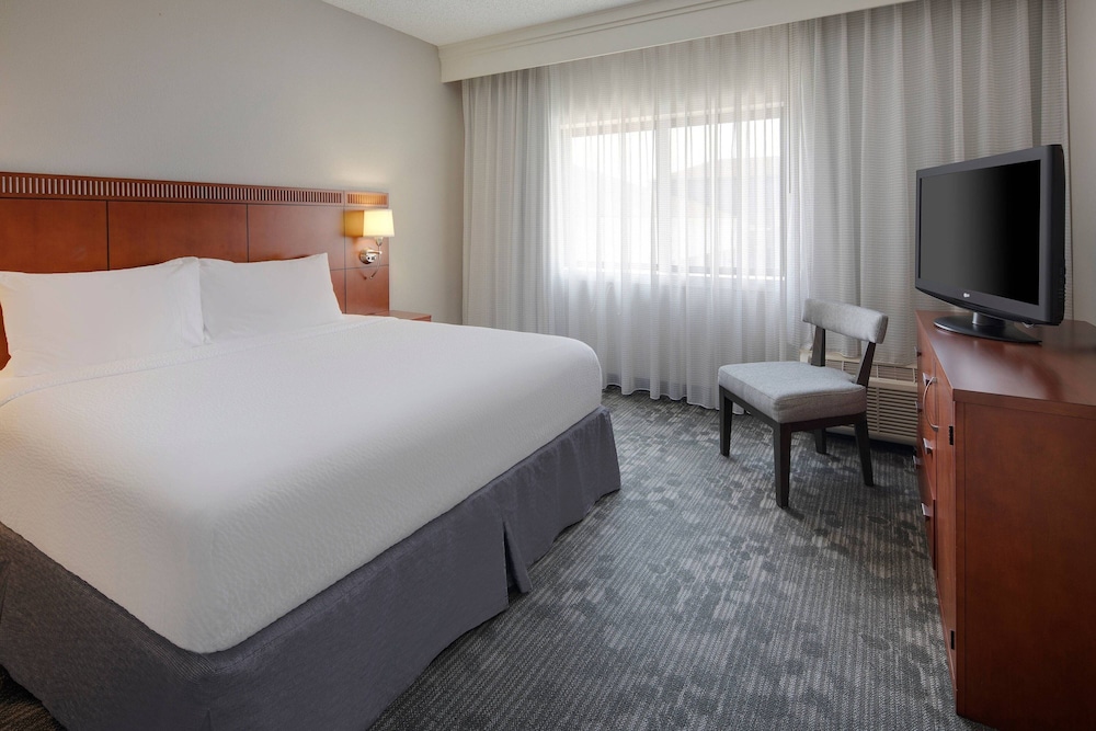 Courtyard by Marriott Addison Midway - photo 6