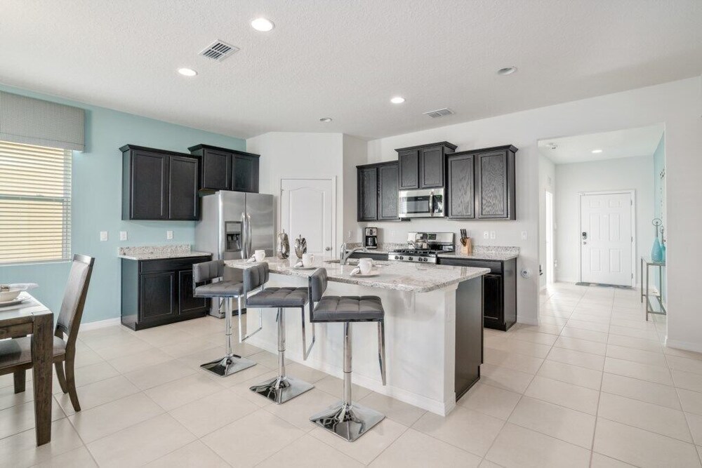 Alluring 7bed 5.5bath Pool Home Solterra Resort - photo 13
