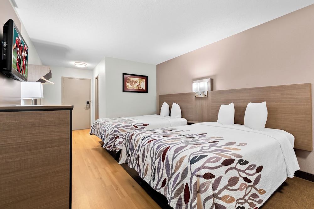 Red Roof Inn Harrisburg North - photo 23