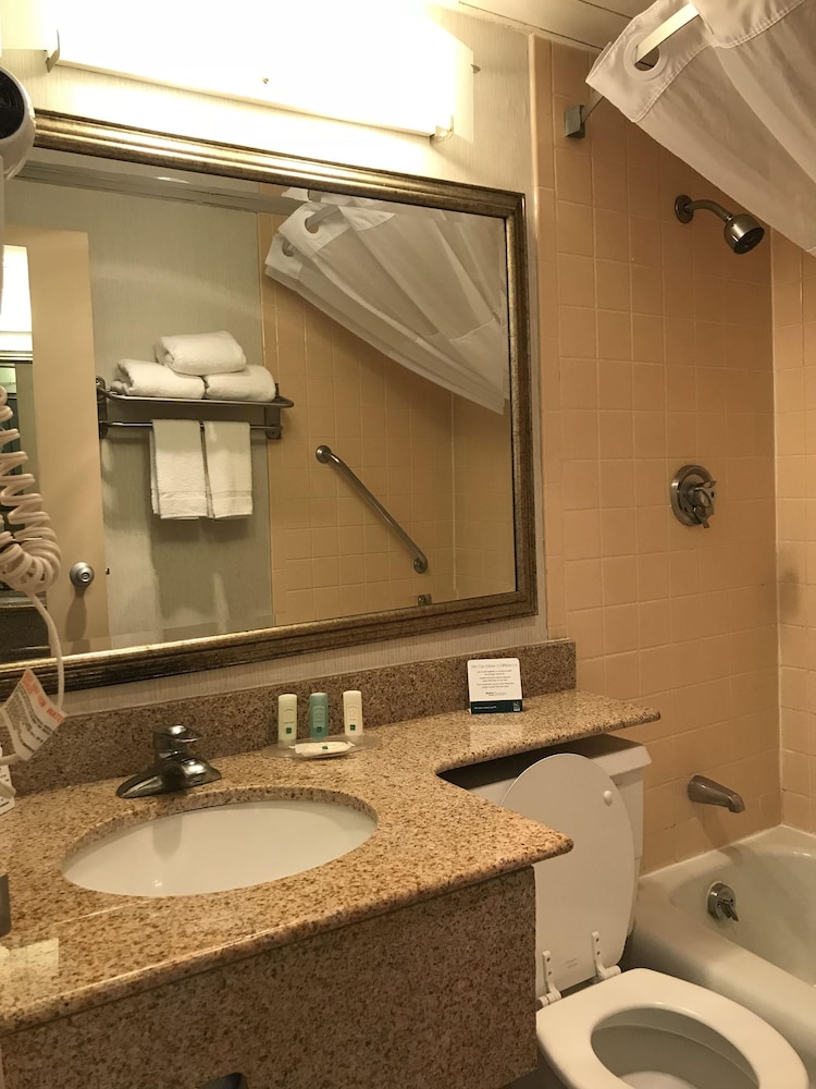 Motel 6 Lincoln NE Airport - photo 22