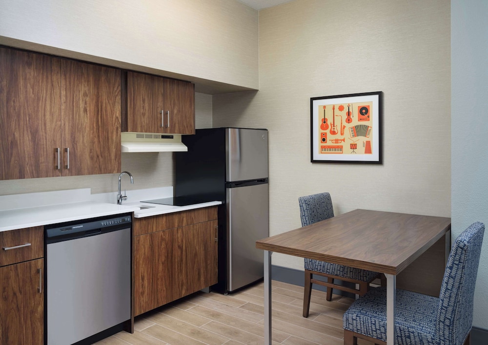 Hampton Inn & Suites Memphis East Germantown Area - photo 30