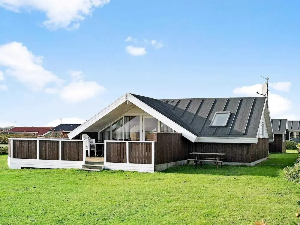 Cozy Home In Harboøre — 4-Star Luxury Hotel in Harboore, Denmark