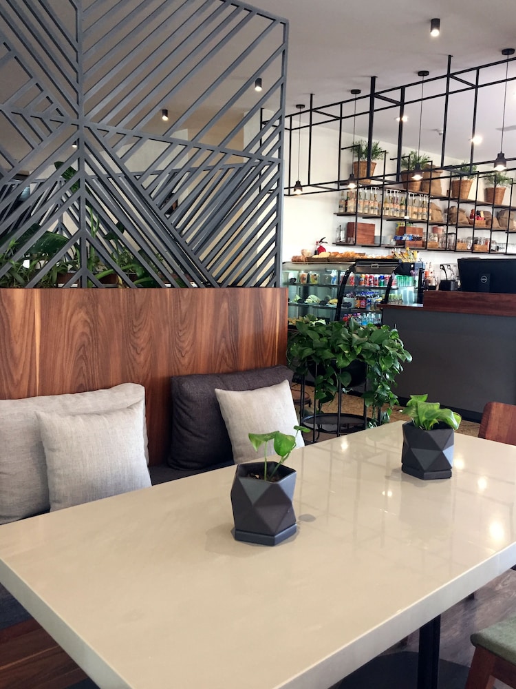 Coffee shop