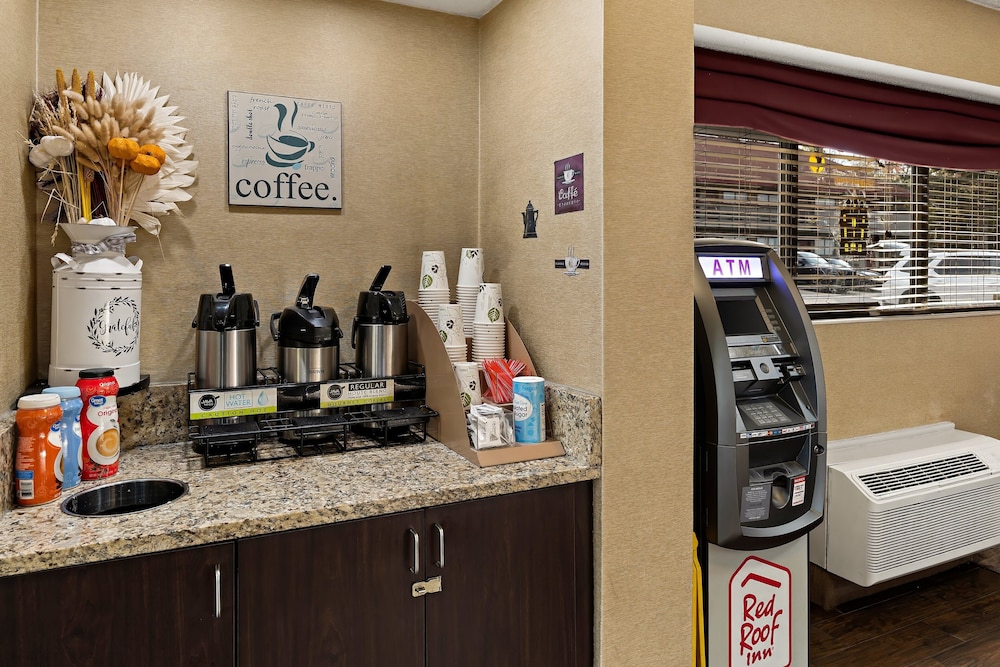 Red Roof Inn Cleveland Independence - photo 5