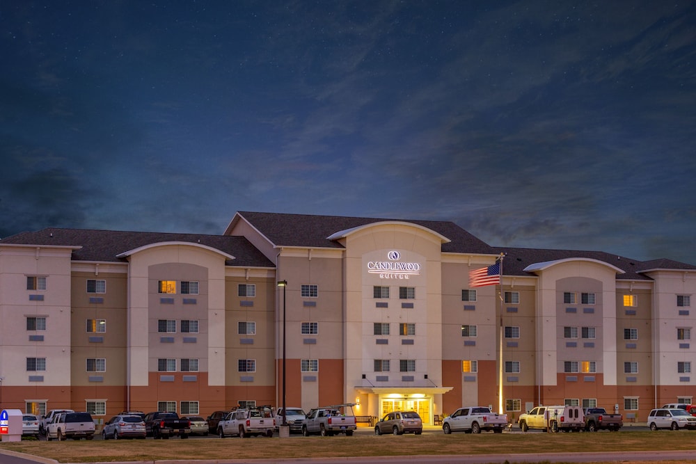 Candlewood Suites Minot by IHG - photo 42