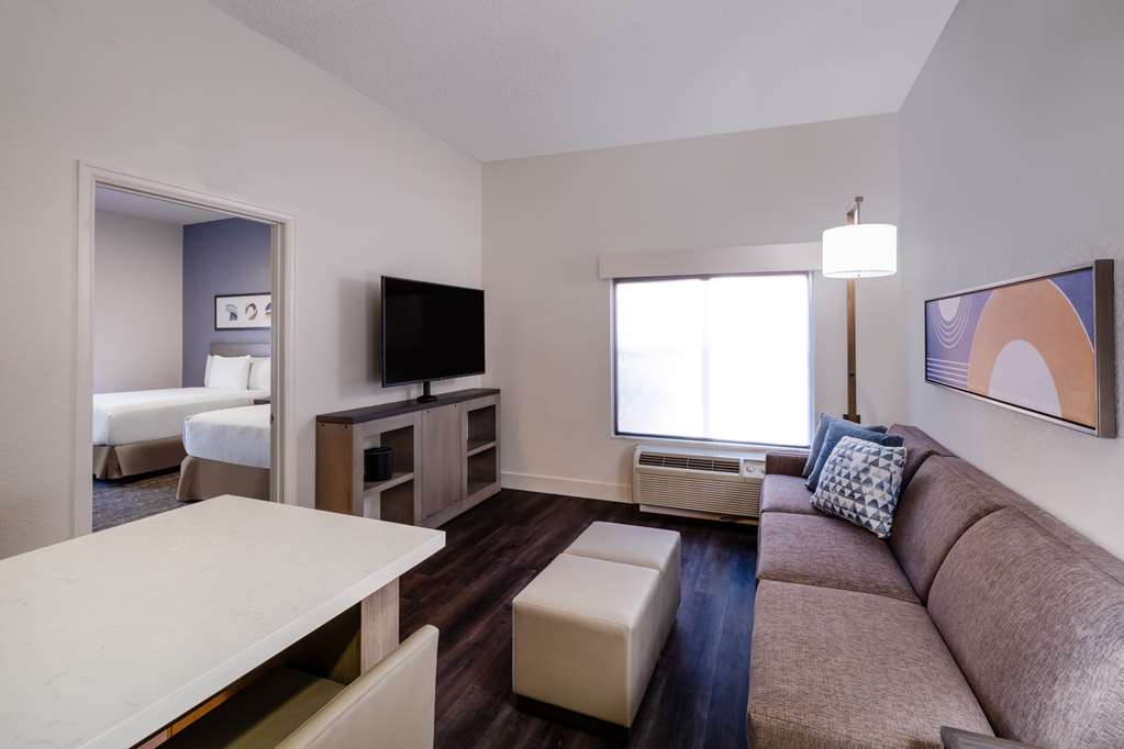 Hyatt House Colorado Springs Airport - photo 4