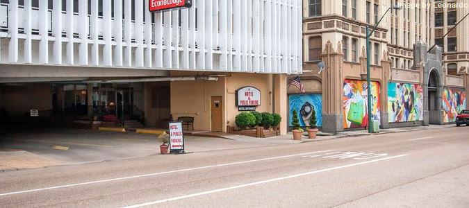 Econo Lodge Downtown - photo 4