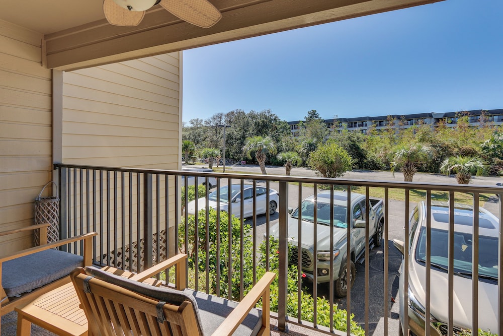 Pool Tennis & Gym: Resort Condo in Hilton Head - photo 19