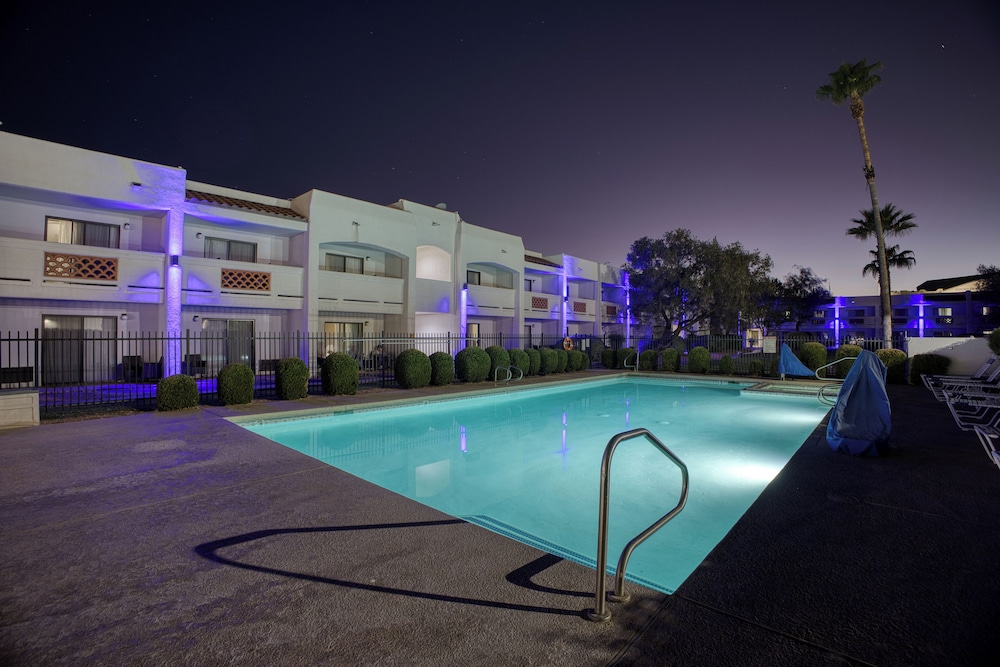 Los Viajeros Inn - featured photo