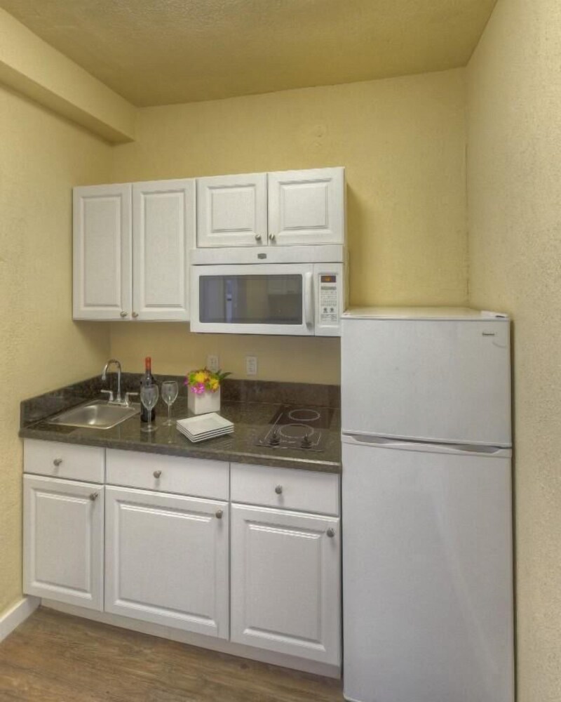 Ocean Five Hotel - photo 12