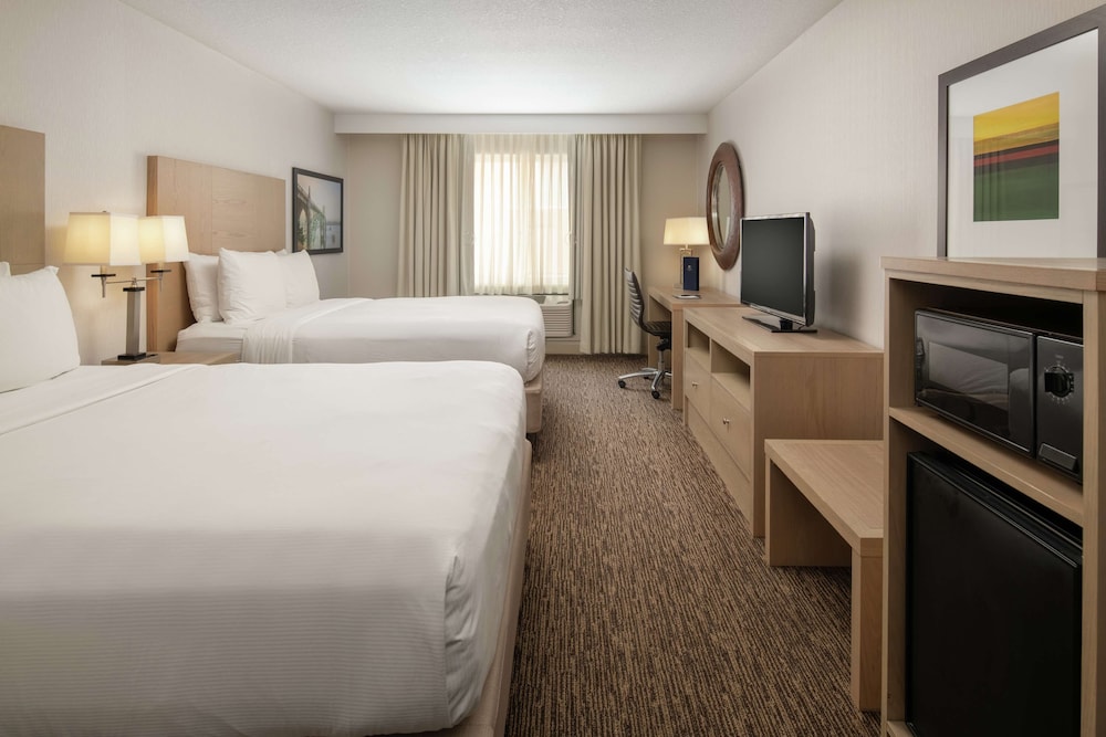 DoubleTree by Hilton Portland Tigard - photo 8