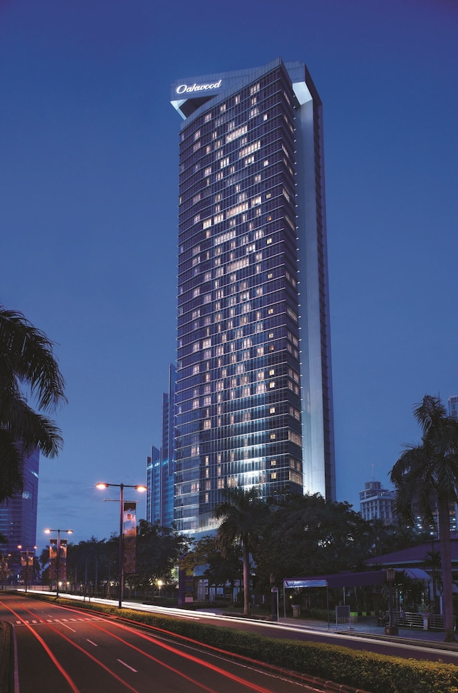 Oakwood Premier Cozmo Jakarta — 5-Star Luxury Hotel in Jakarta, Indonesia