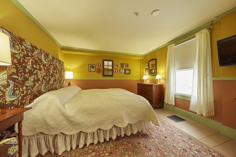 The Red Lion Inn - photo 8