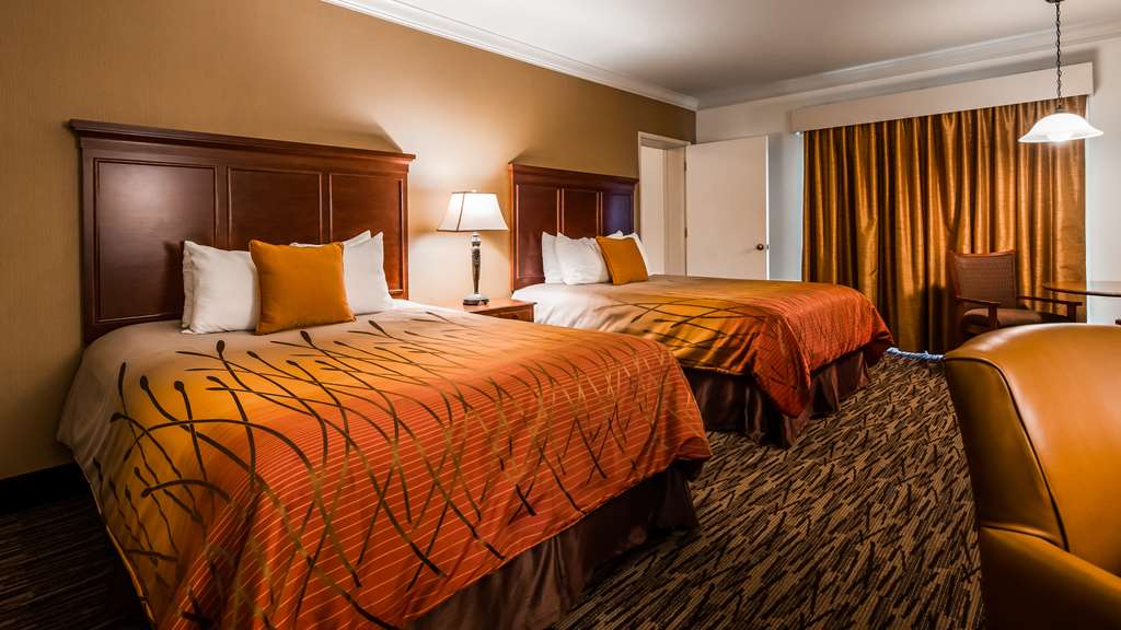 Best Western Plus Humboldt House Inn - photo 14