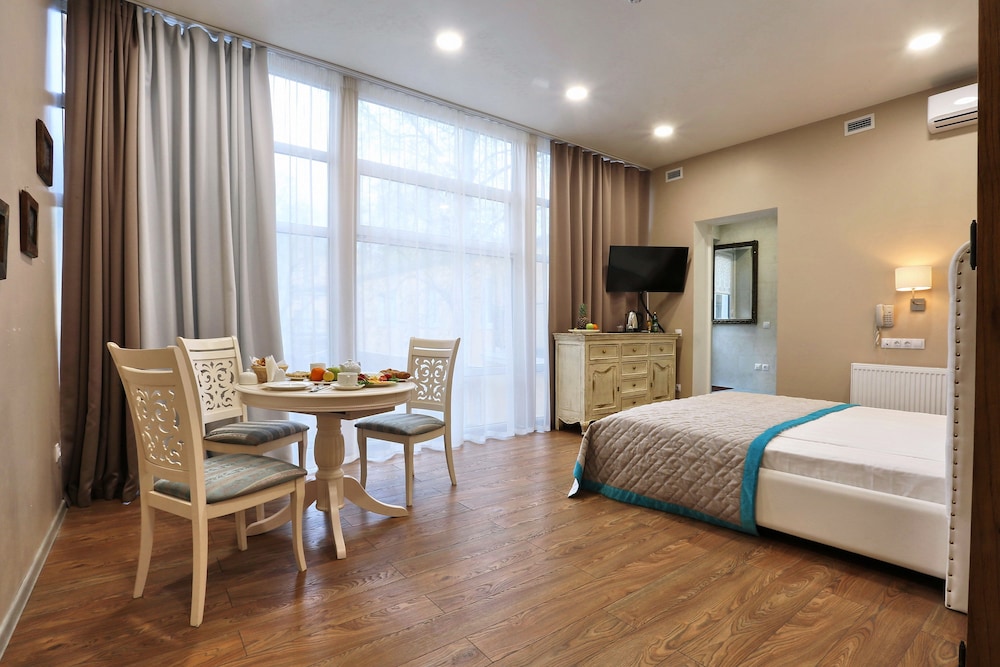 U Hotel — 4-Star Luxury Hotel in Saint Petersburg, Russia