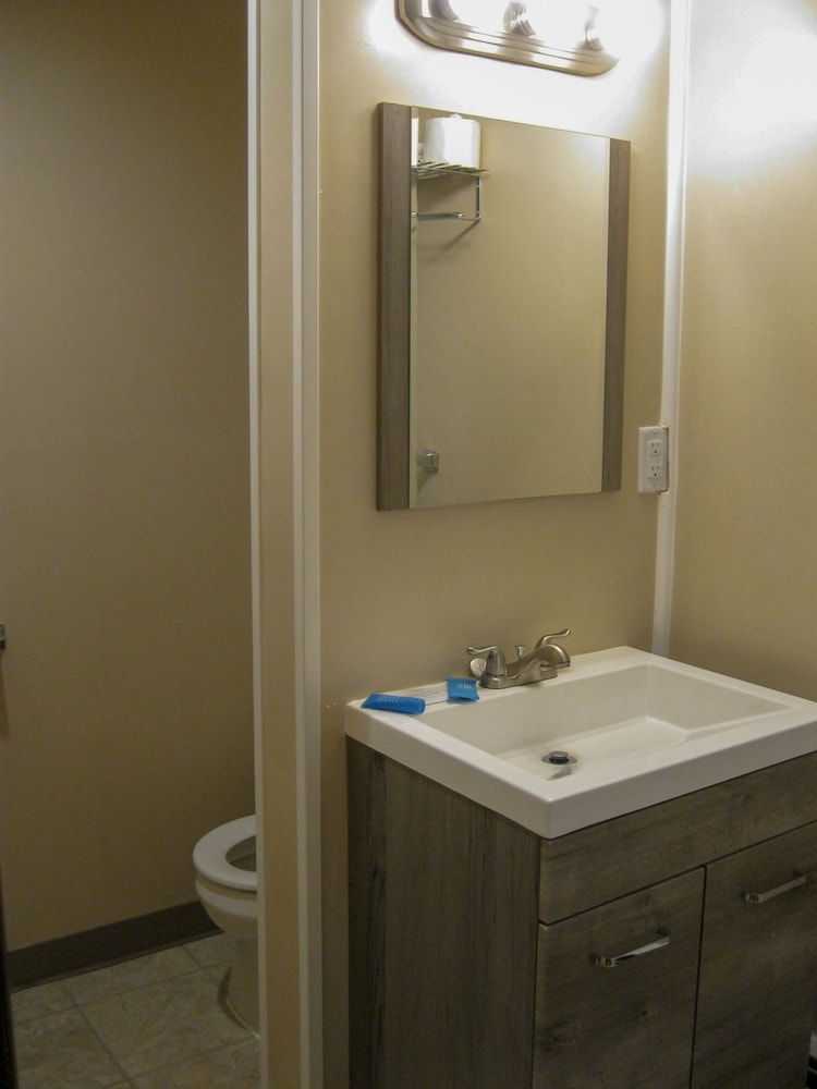 Cedar Hill Lodge - photo 36