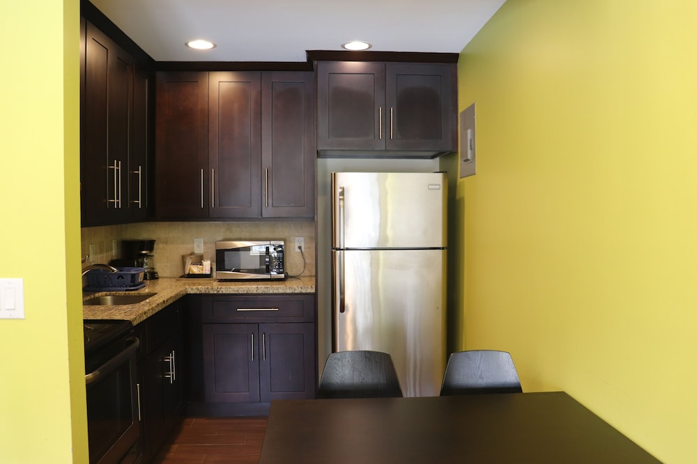 Curtis Inn & Suites - photo 17