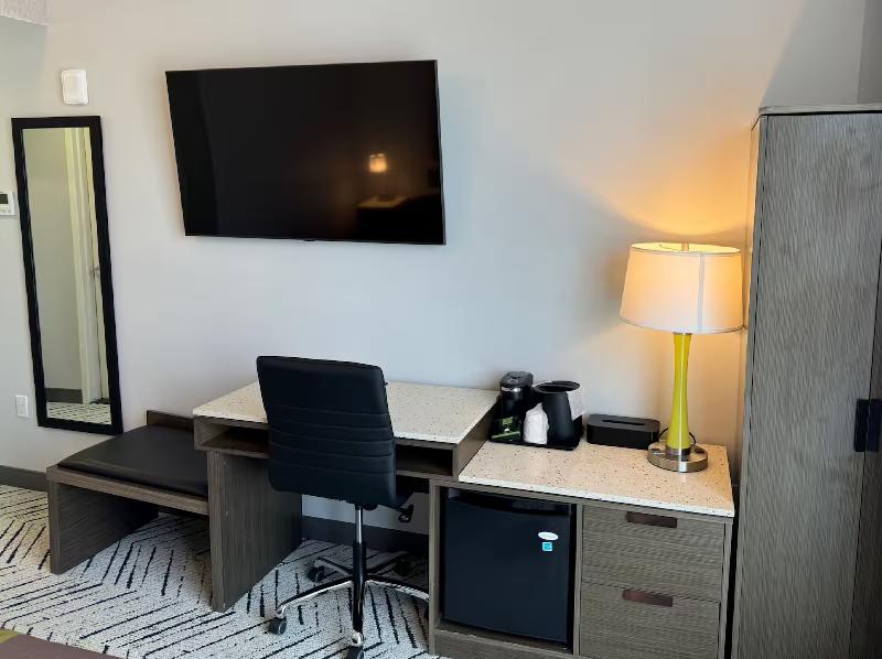 Super 8 by Wyndham Bronx Near Stadium - photo 11