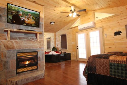 Mountain Magic - last minute hotel in Gatlinburg