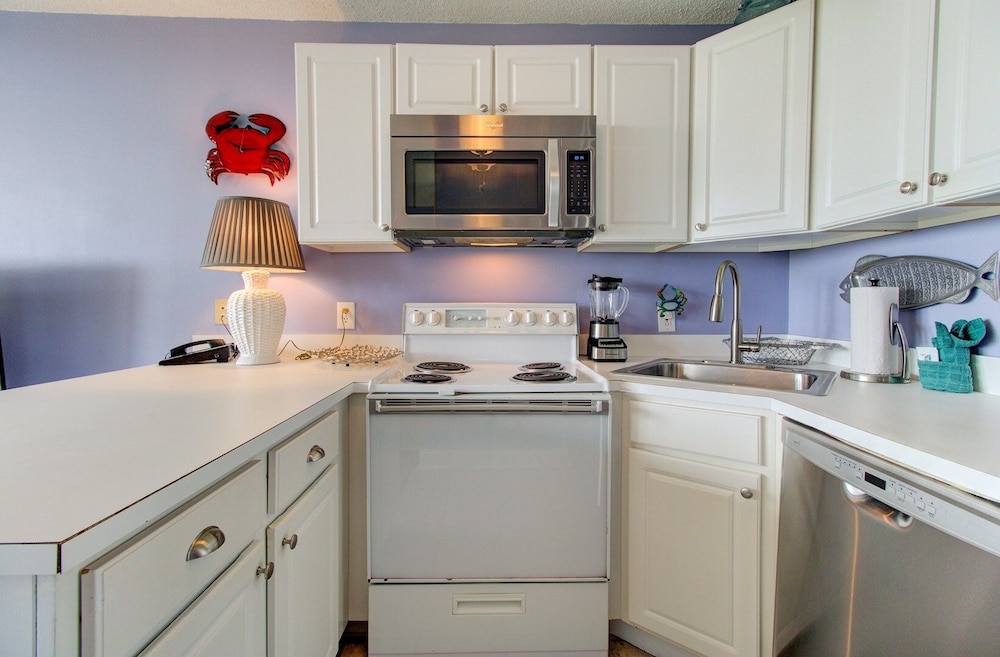 0102 Beach It by Atlantic Towers - photo 8