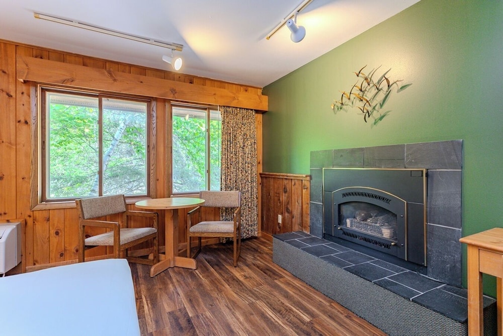 Holiday Acres Resort - photo 37
