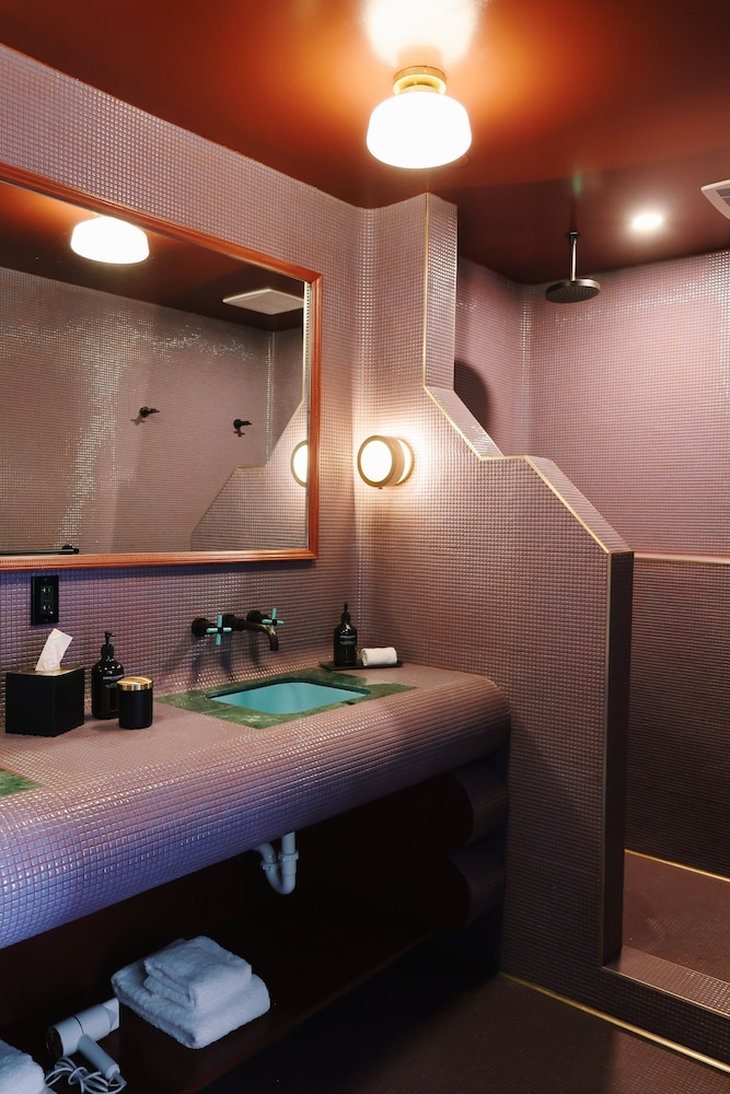 Hotel Herringbone - photo 13