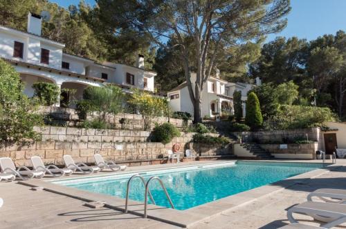 Can Botana 3 — 4-Star Luxury Hotel in Pollenca, Spain
