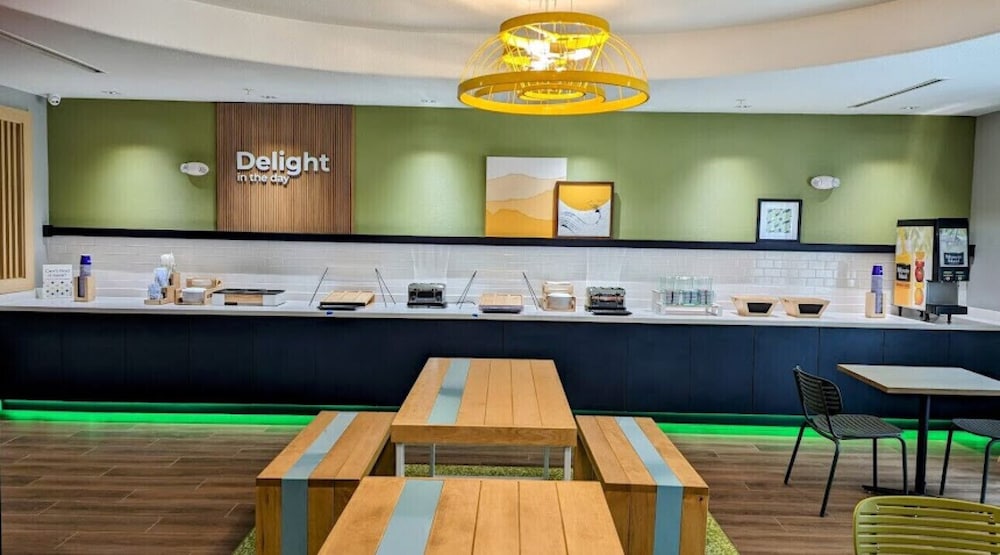 Spark by Hilton Missouri City - photo 42