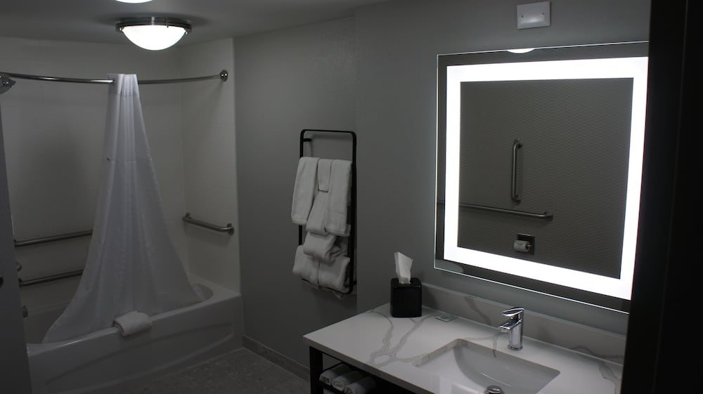 Hawthorn Extended Stay By Wyndham Knoxville - photo 16
