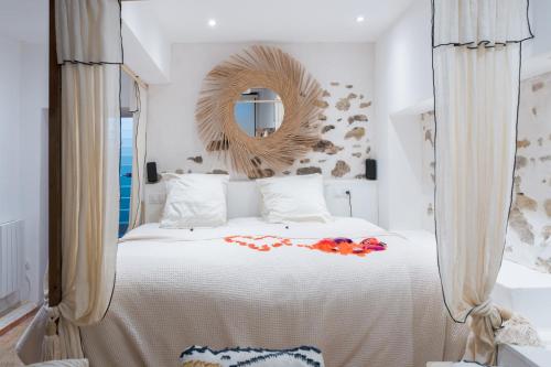 Splendide Love Room Moments Collection in Le Beausset, France