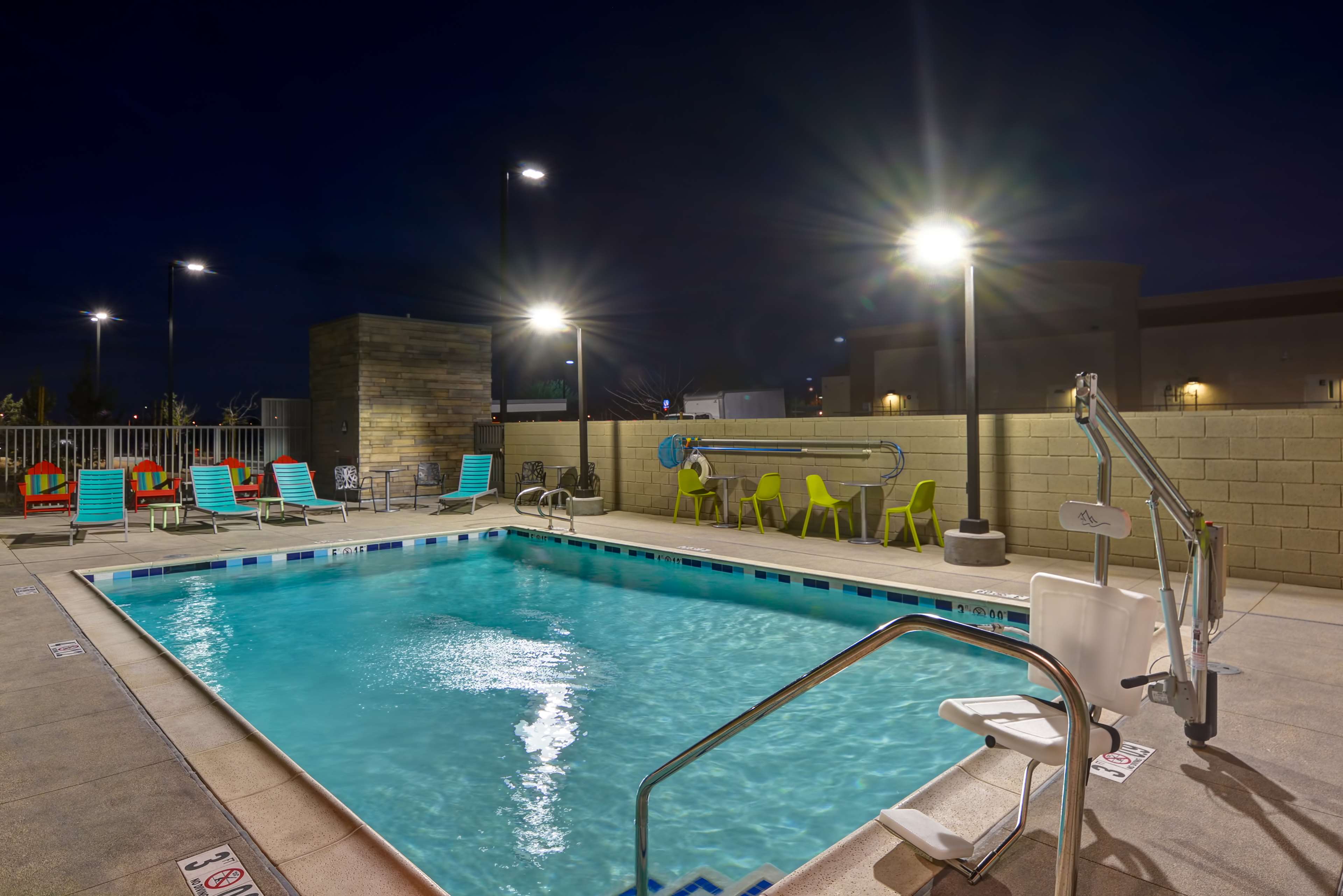 Home2 Suites by Hilton Palmdale - photo 6